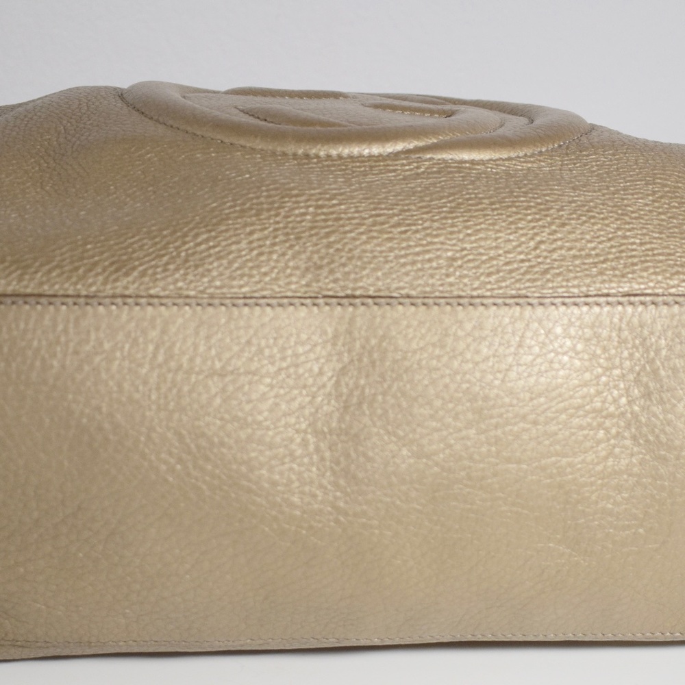 | GUCCI | Metallic | Pebbled- Calfskin| Medium Bag - Picture 7 of 16
